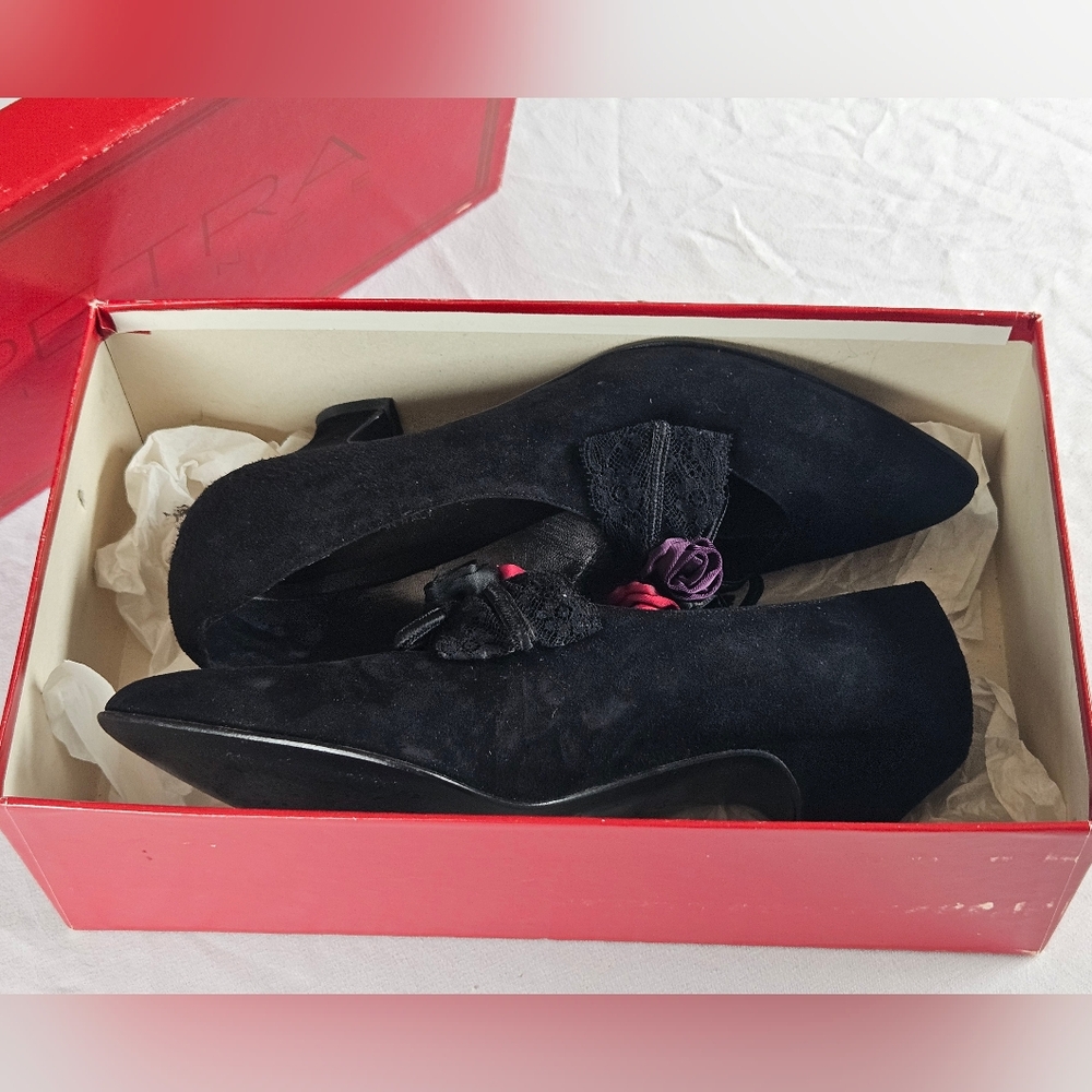 Petra Firenze Black Suede Leather Heels 6.5M Vtg w/ Box Made in Italy Lace Rose